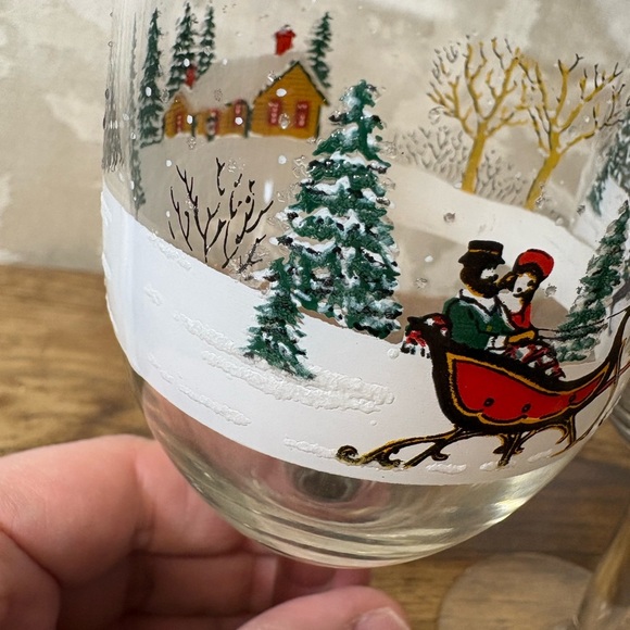 Vintage Holiday Wine Glasses with Sleigh and Cabin Design - Picture 4 of 6